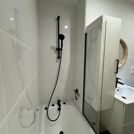 Апартаменты Le Pop Au 17, Cosy Dans Le Centre Historique De Роде